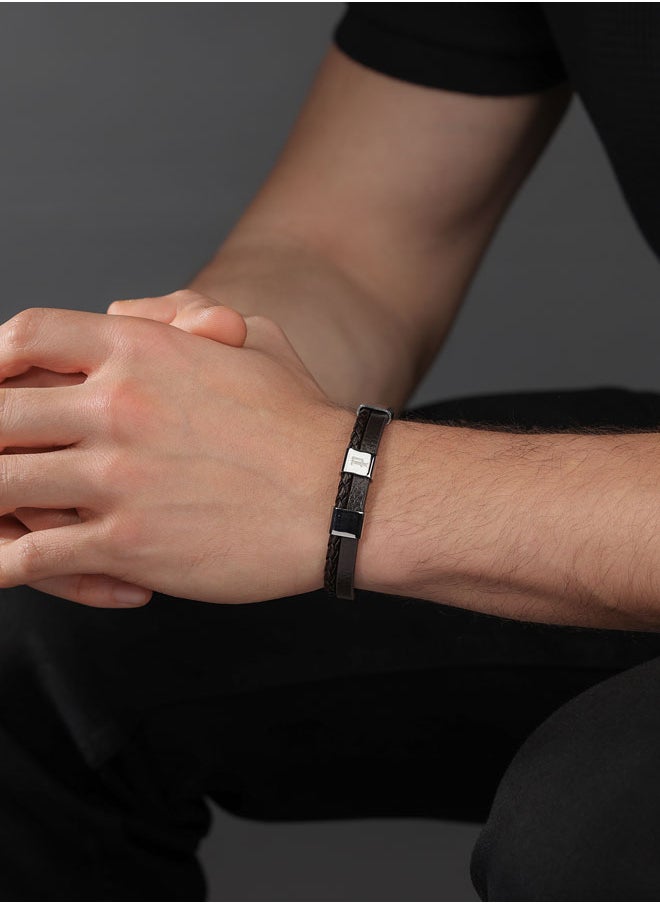 بوليس POLICE Unity Bracelet - Dual-Textured Brown Leather with Stainless Steel Square Motifs & P Symbol - Bold Men's Style  - Image 4