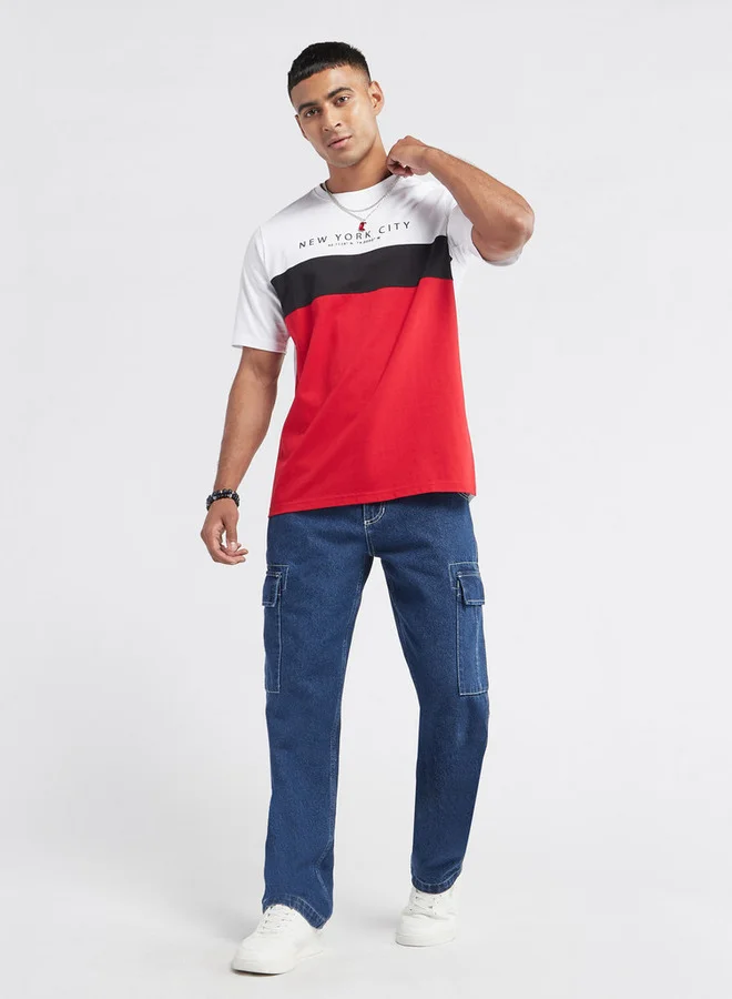 سبلاش فيڤ تيشيرت بقوالب ملونة وأكمام قصيرة وياقة ضيقة