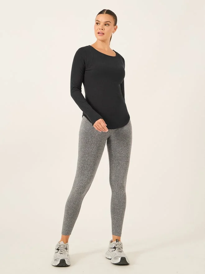 Styli Active Pin Tuck Back Long Sleeve Top