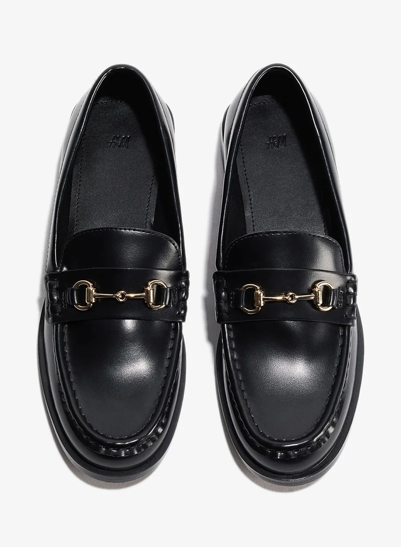 اتش اند ام حذاء لوفر