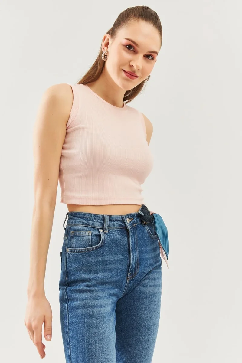 بوتيكجيز Pudra Sıfır Kol Bisiklet Yaka Vucuda Oturan %100 Pamuklu Kaşkorse Esnek Crop Bluz