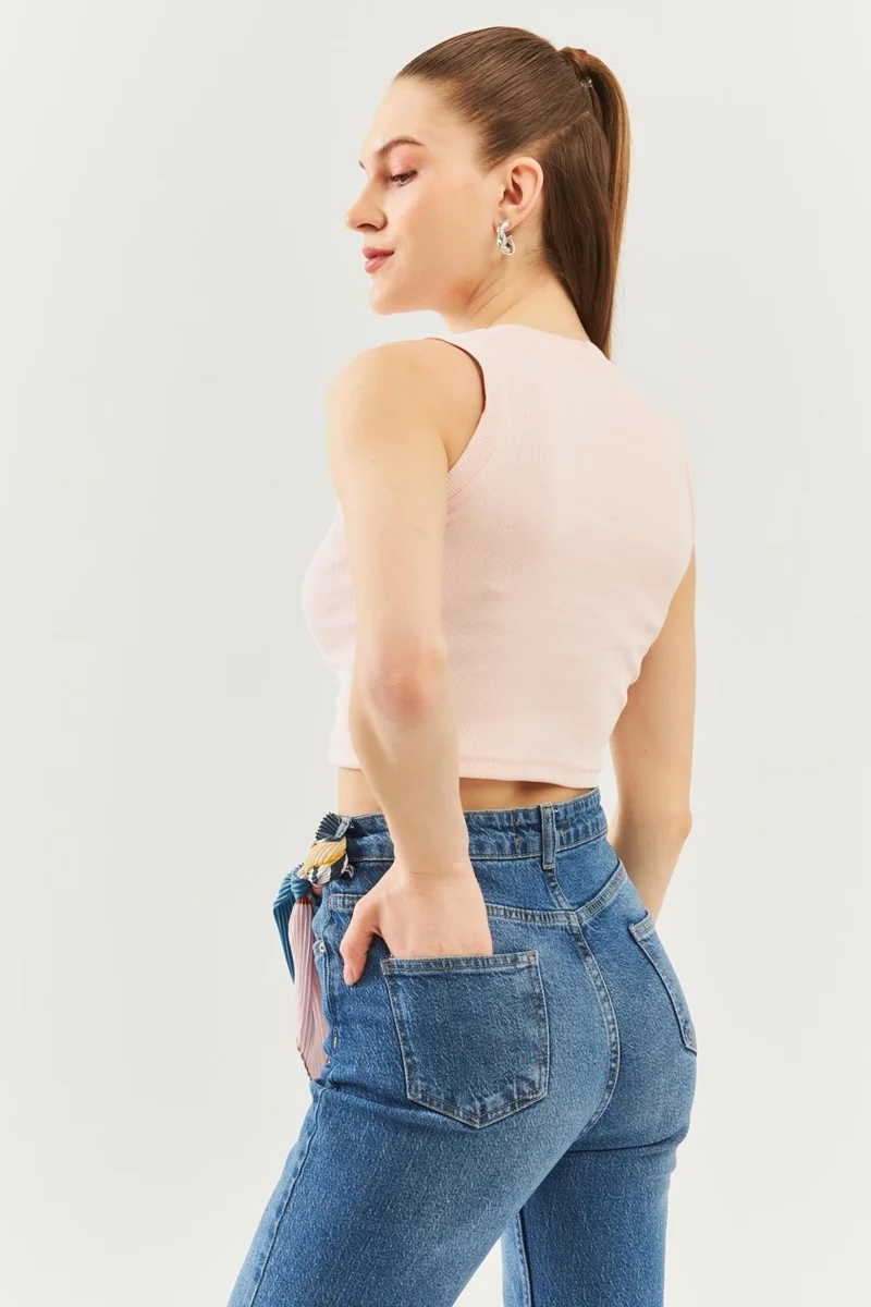 بوتيكجيز Pudra Sıfır Kol Bisiklet Yaka Vucuda Oturan %100 Pamuklu Kaşkorse Esnek Crop Bluz
