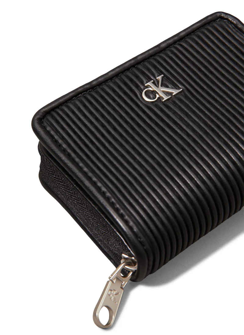 كالفن كلاين جينز Narrow Strap Crossbody