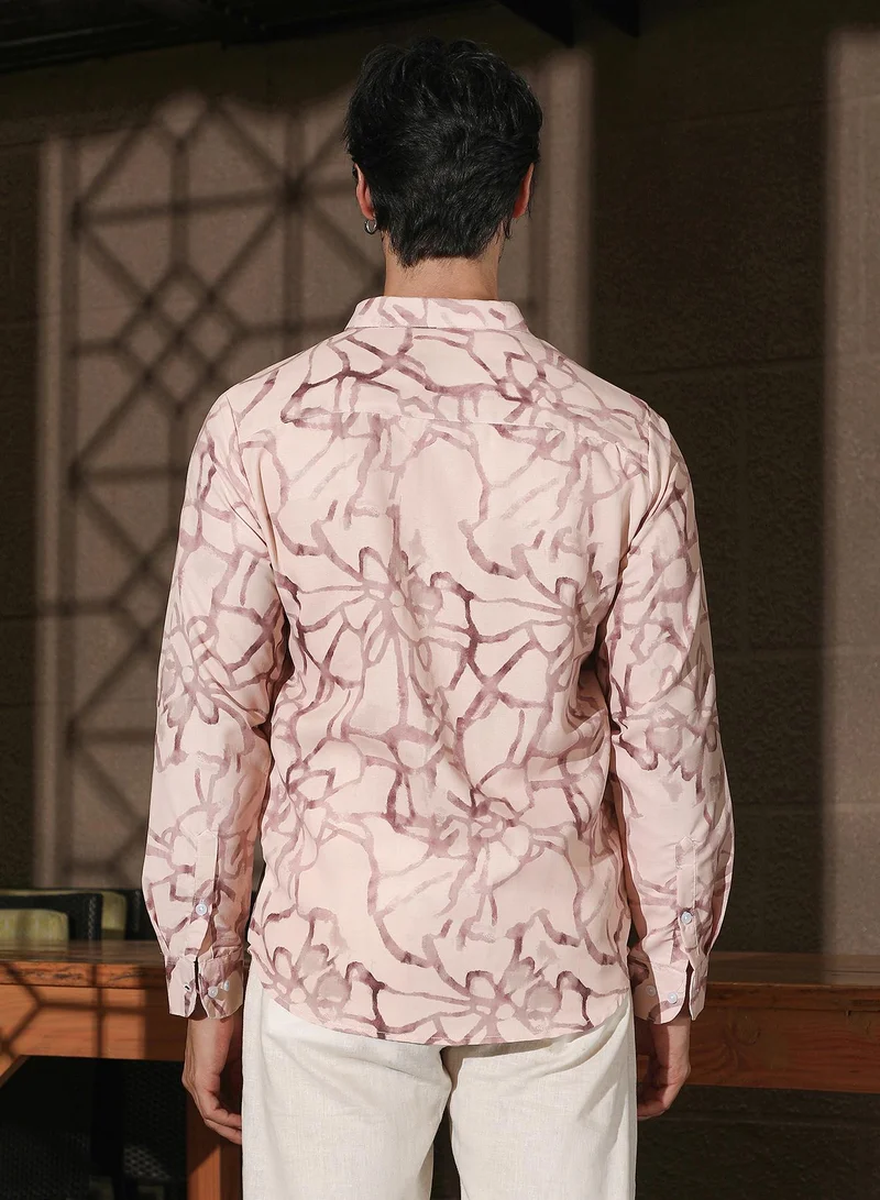 Campus Sutra Campus Sutra Men's Soft Pink Flowing-Pigment Shirt For Casual Wear | Spread Collar | Long Sleeve | Button Closure | Shirt Crafted With Comfort Fit For Everyday Wear