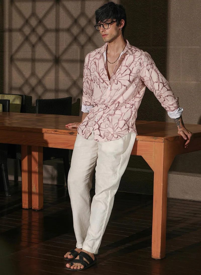 Campus Sutra Campus Sutra Men's Soft Pink Flowing-Pigment Shirt For Casual Wear | Spread Collar | Long Sleeve | Button Closure | Shirt Crafted With Comfort Fit For Everyday Wear