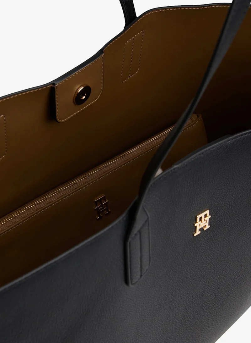 TOMMY HILFIGER  The American Icon Pebble Grain Tote Bag for Women | Best Price UAE