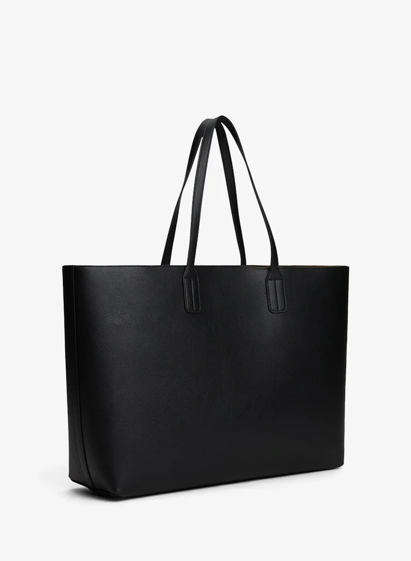 TOMMY HILFIGER  The American Icon Pebble Grain Tote Bag for Women | Best Price UAE