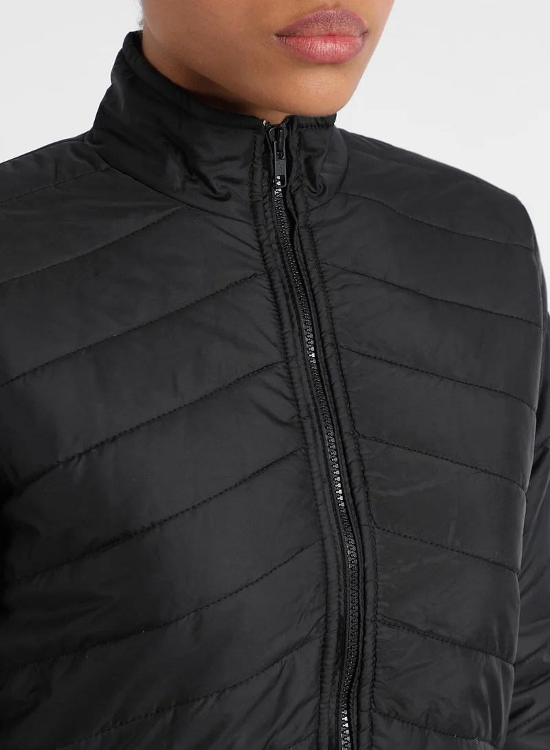 Campus Sutra Campus Sutra Women's Quilted Puffer Jacket With Zip Closure