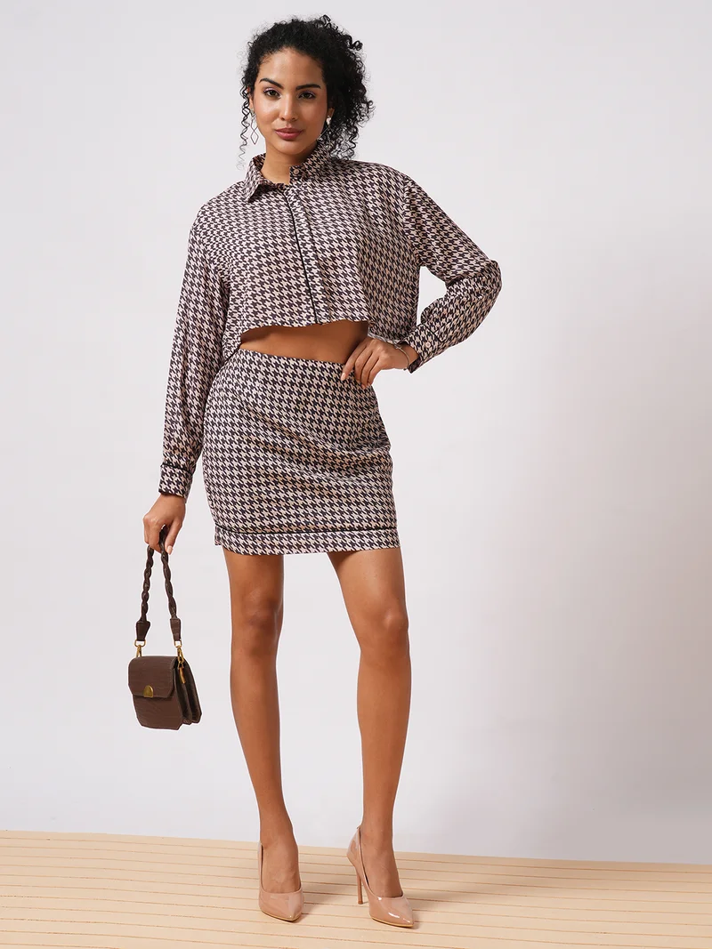 globus Women Printed Houndstooth Cuffed Sleeves Crop Shirt With Mini Skirt