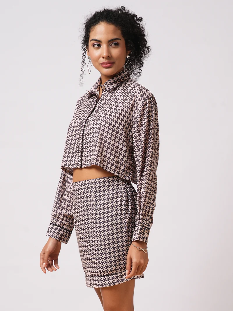 globus Women Printed Houndstooth Cuffed Sleeves Crop Shirt With Mini Skirt
