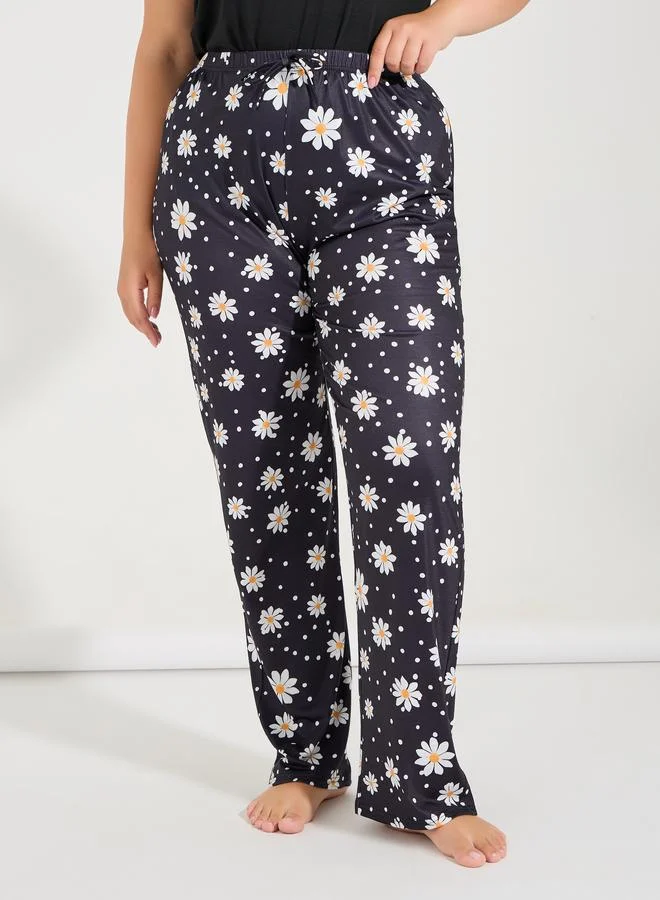 Styli Plus Size Ruffle Hem Graphic Vest & Daisy Print Pyjama Set