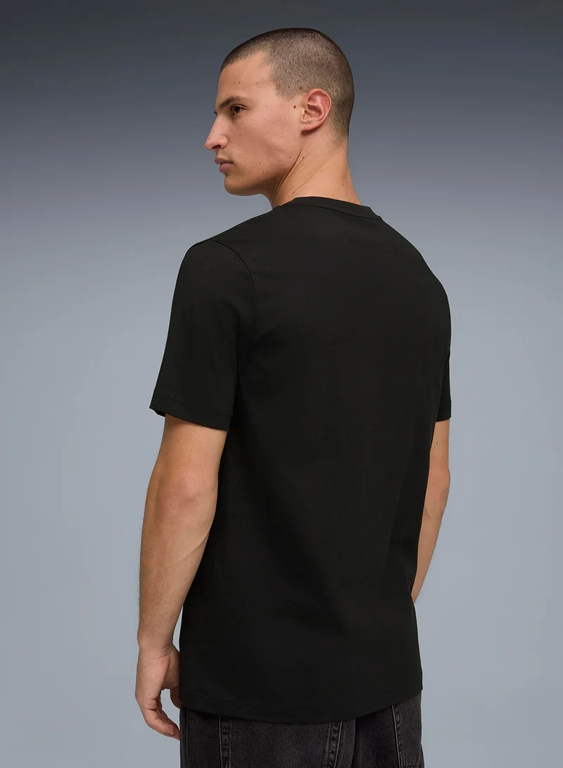 PUMA Graphic Logo T-Shirt