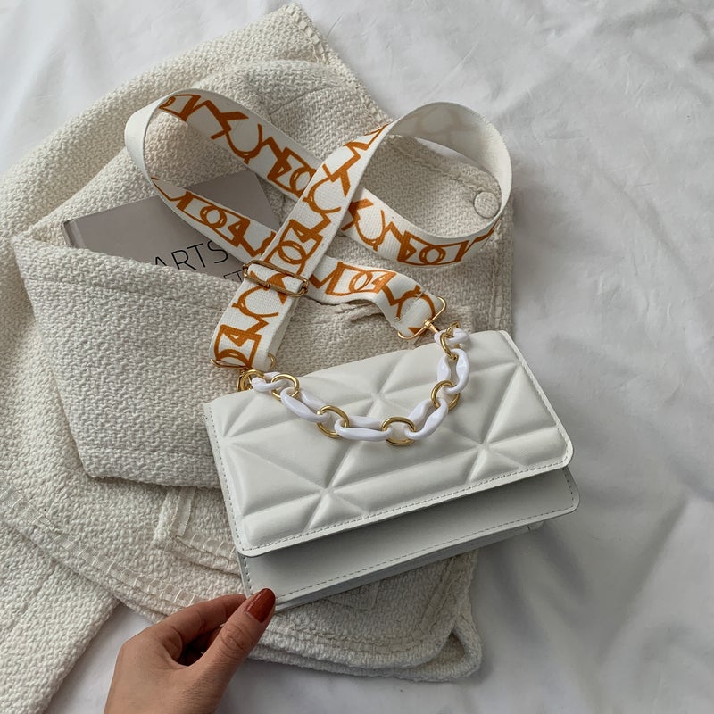 Chain Style Textured Niche Quilted Small Square Bag Acetate Design Handbag With Bow Trendy 2024 - Image 2