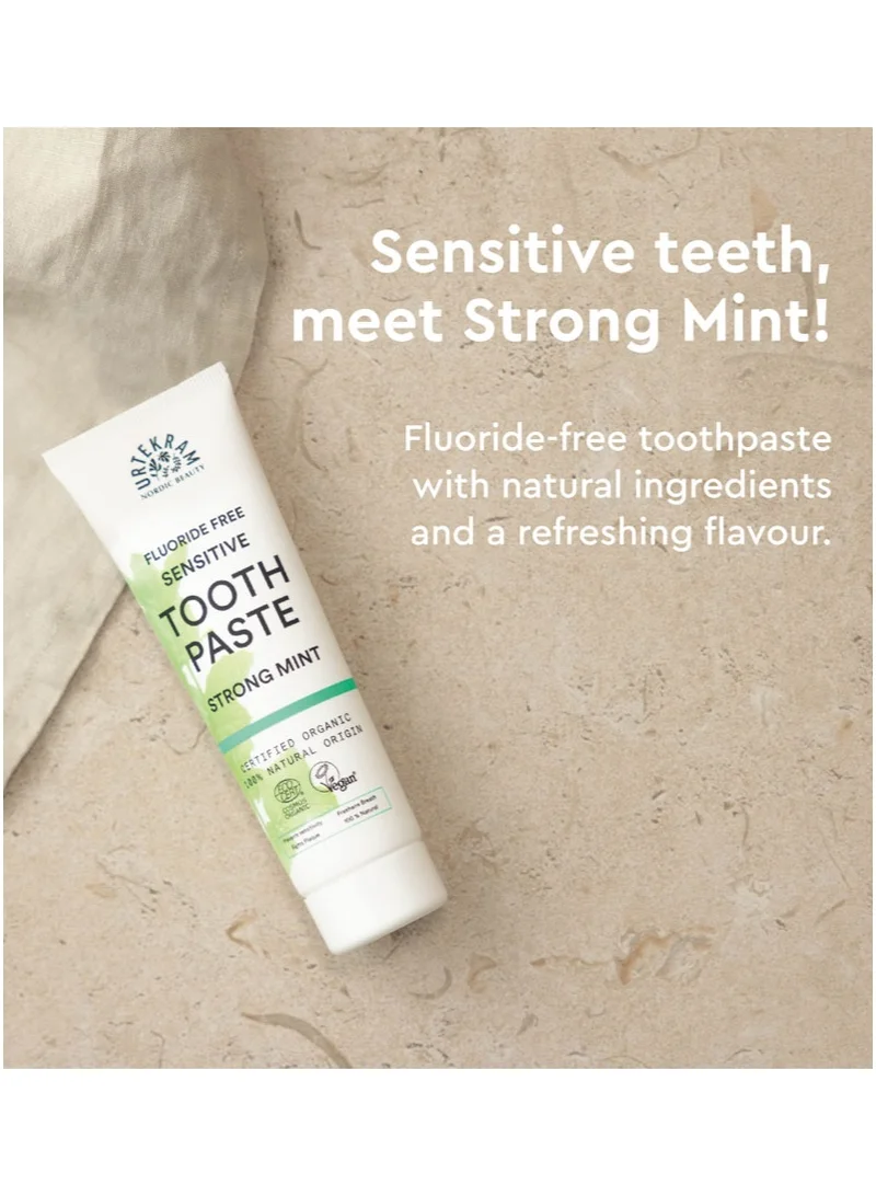 Urtekram Urtekram Strong Mint Toothpaste for Sensitive Teeth, 75ml - Fluoride-Free, 100% Organic, Vegan, Natural Ingredients, Gentle Oral Care