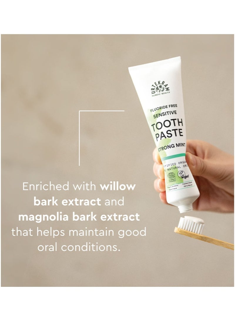 Urtekram Organic Strong Mint Toothpaste for Sensitive Teeth, 75ml - Fluoride-Free, 100% Organic, Vegan, Natural Ingredients, Gentle Oral Care - Image 4