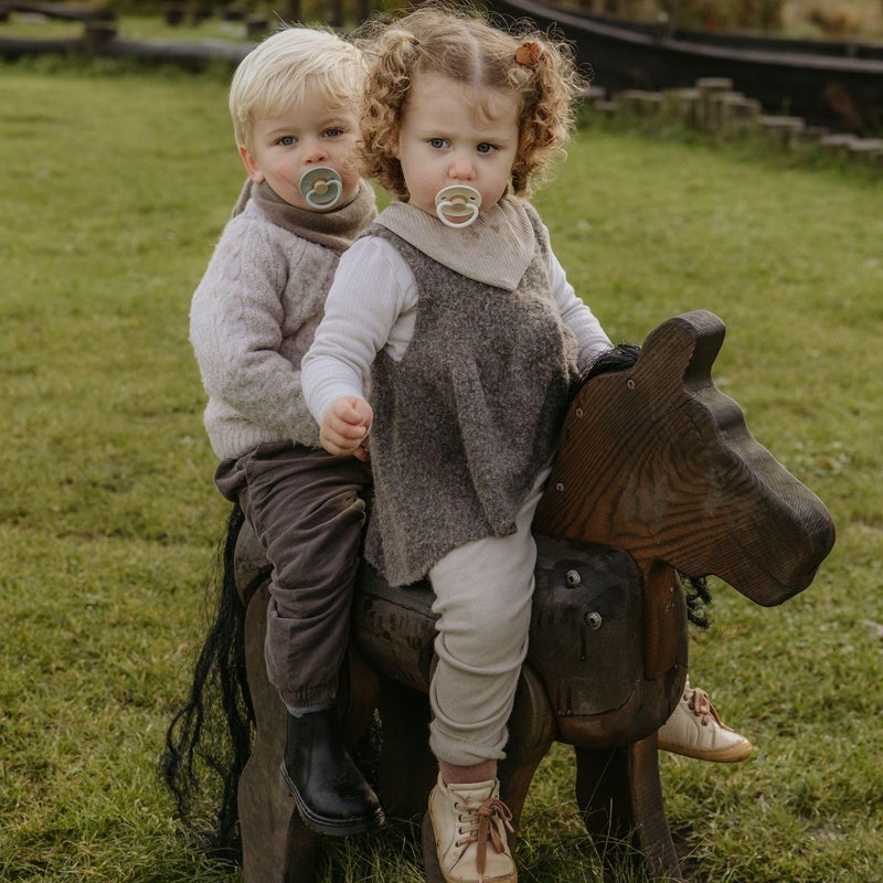 FRIGG فرغ ليتل فايكنغ مصاصة أطفال من المطاط الطبيعي 2 عبوة مصنوعة في الدنمارك خالية من BPA زيت المريمية 6-18 شهر - Image 5