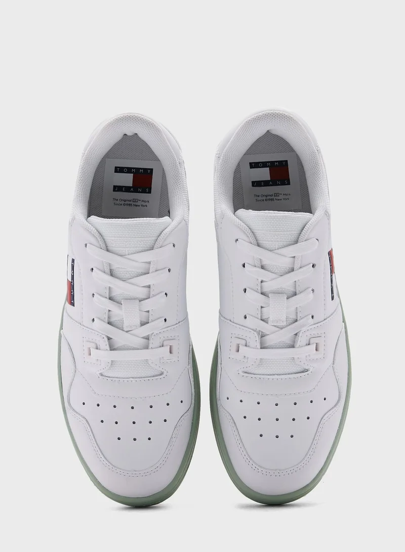 TOMMY JEANS Lace Up Low Top Sneaker