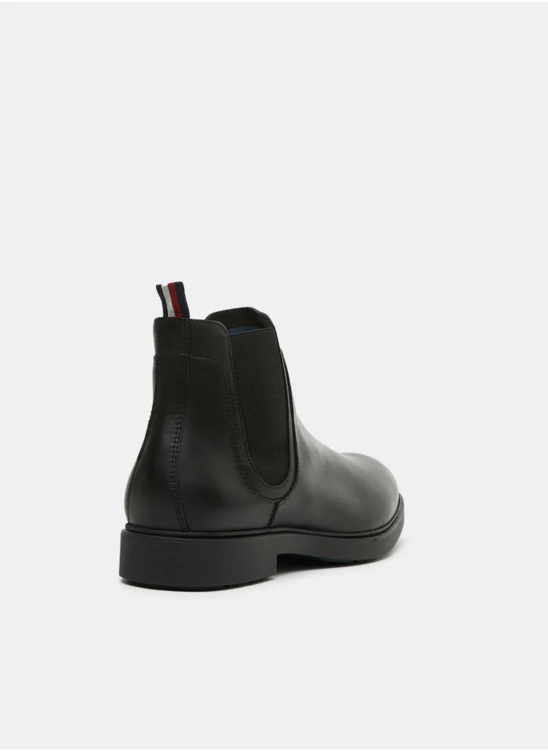 تومي هيلفيغر Elevated Rounded  Lth Chelsea