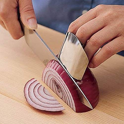 NOBILEA NOBILEA Stainless Steel Finger Guard for Cutting Vegetables Kitchen Finger Protector for Dicing and Slicing Pack of 1  - Image 4