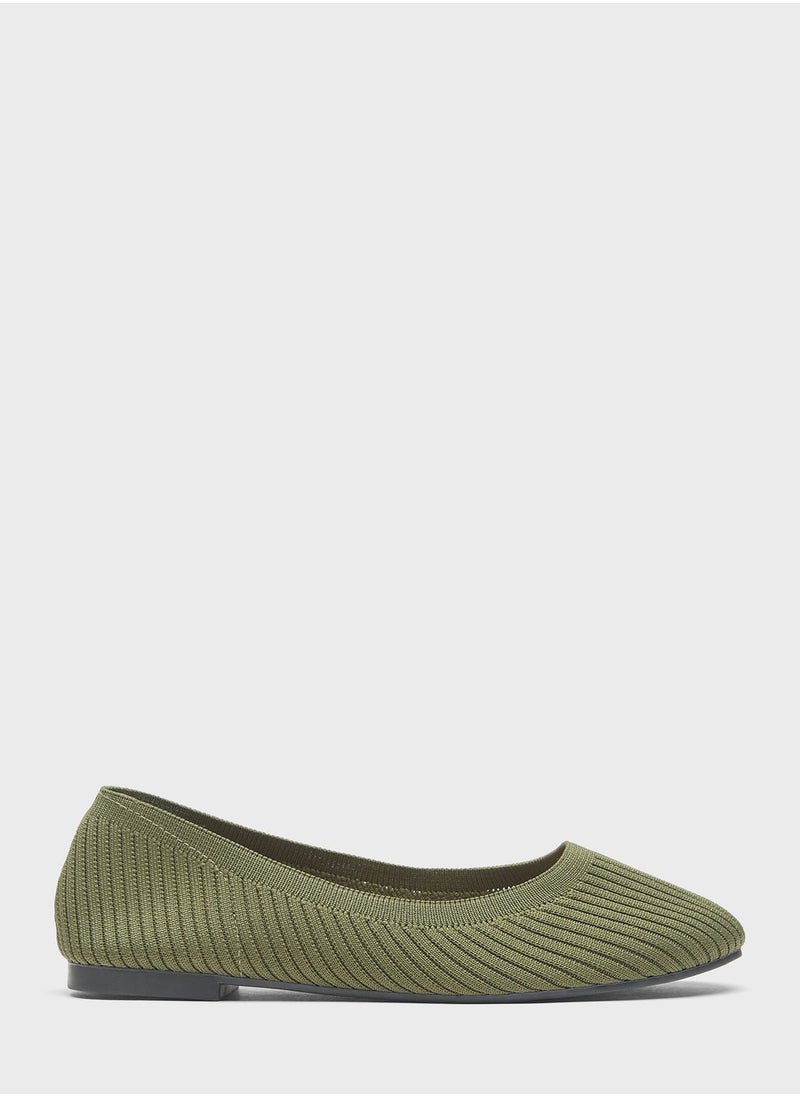 shoexpress - Pointed Toe Flat Ballerinas - Image 1