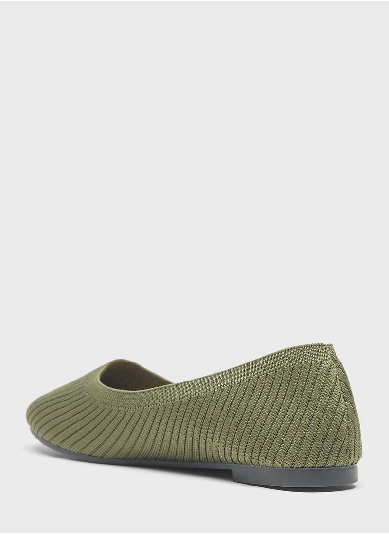 shoexpress - Pointed Toe Flat Ballerinas - Image 1