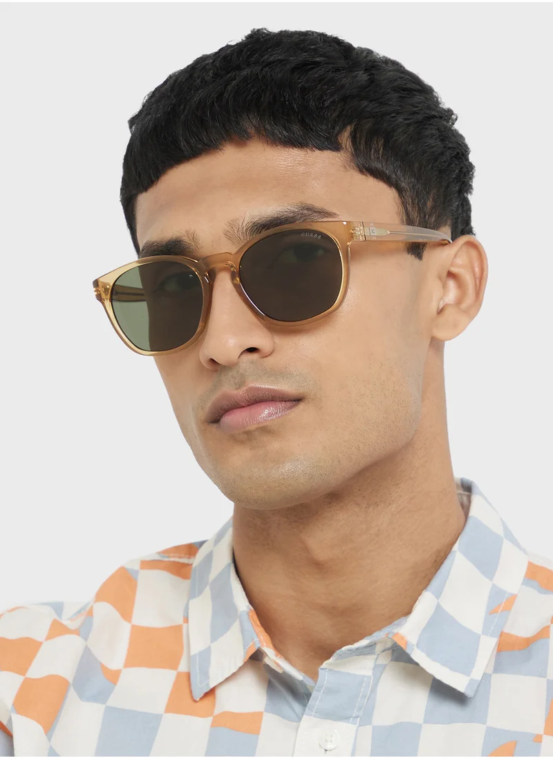GUESS Uv Protected Wayfarer Sunglasses