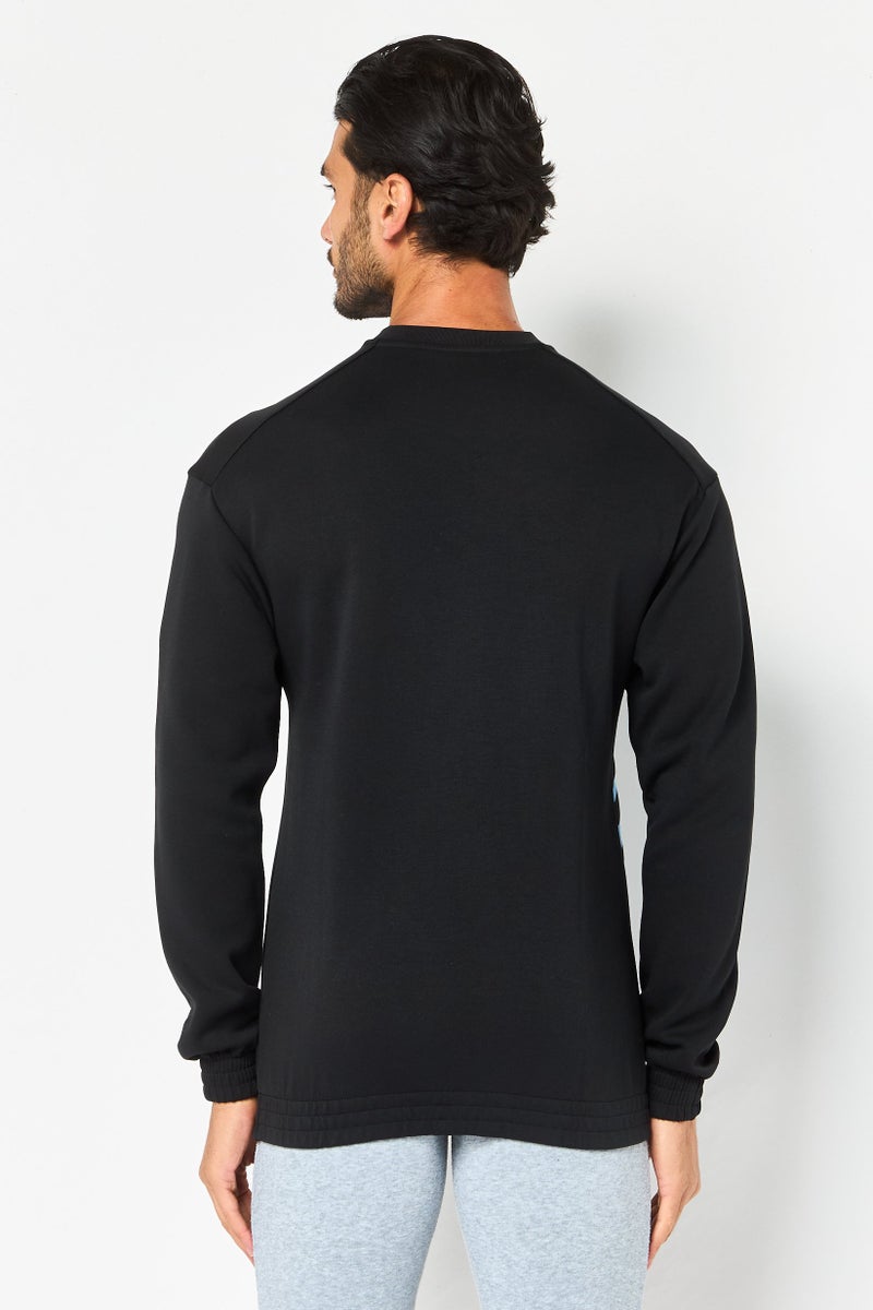 Reebok Men Sportswear Fit Long Sleeve Outdoor Sweatshirt, Black - Image 4
