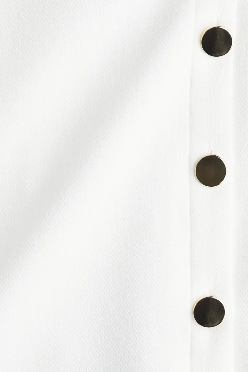 اتش اند ام فستان بأزرار أمامية