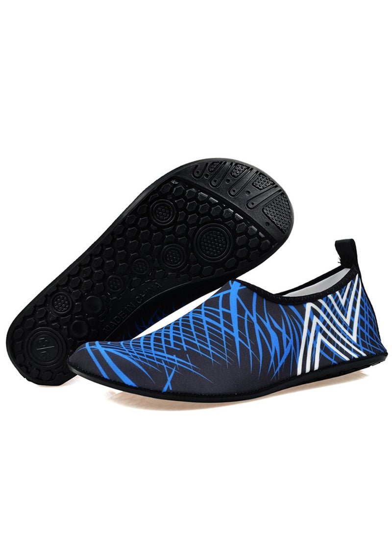 Men's Water Beach Shoes Adult Men Outdoor Quick Dry Aqua Barefoot Beach Shoes Soft Soled Non Slip Diving Shoes Fashion Pattern Exercise Fitness Shoes Colorblock Water Shoes