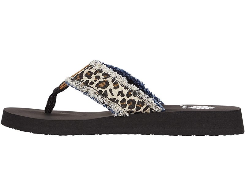 Yellow Box womens Fayth Flip Flop, Cream, 11 US - Image 1