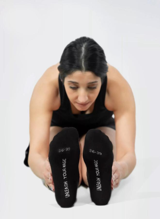 Wizard Pack of 3 - Black Stripes Crew Cotton Socks - Image 4