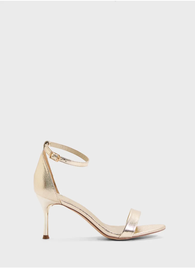 جينجر Double Strap Heeled Sandal