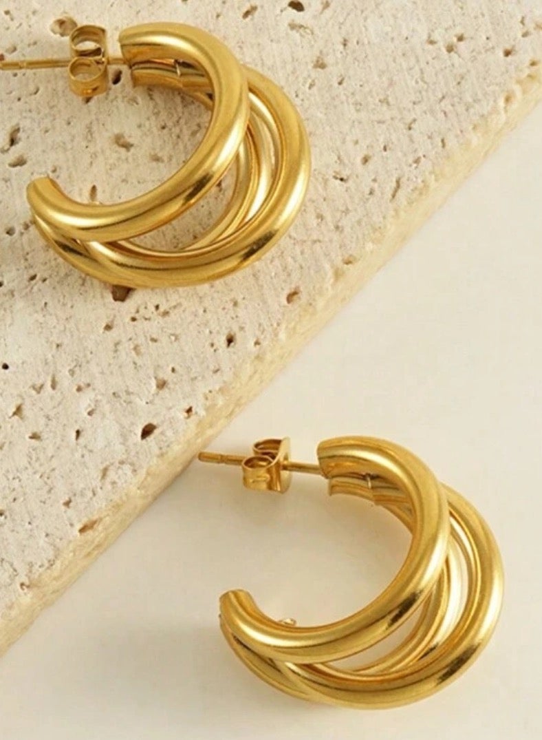 إيكوال حلق اذن نسائي دائري أنيق وعالي الجودة مطلي باللون الذهبي - Image 3