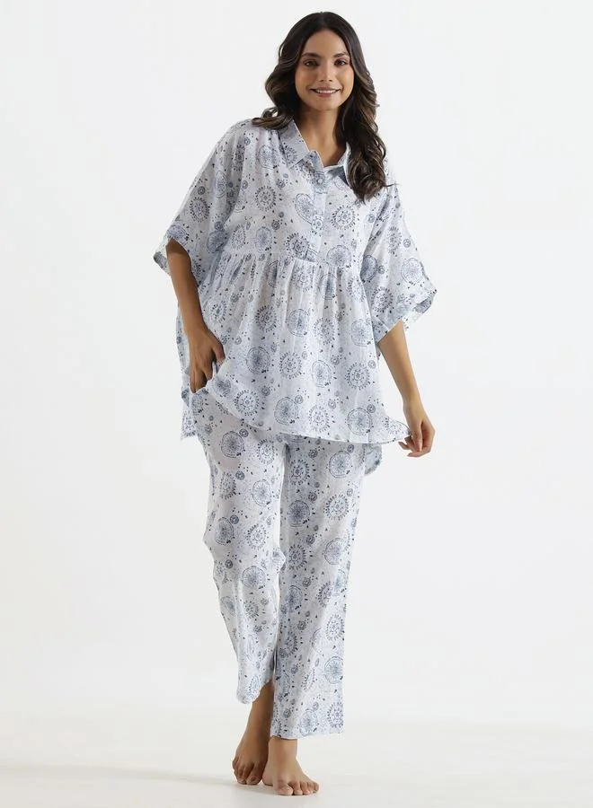 Sanskrutihomes White Printed Batwing Sleeves Top and Pants Pyjama Set