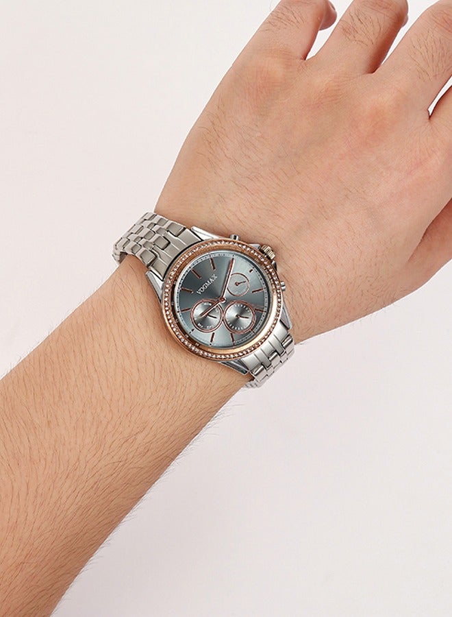 Analogue Multifunction Quartz Watch for Women with Stainless Steel Bracelet