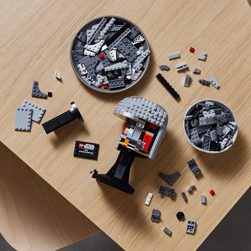 LEGO 75328 Star Wars The Mandalorian Helmet Buildable Model Kit, Display Collectible Decoration Set for Adults, Men, Women, Mum, Dad, Collectible Gift Idea - Image 2