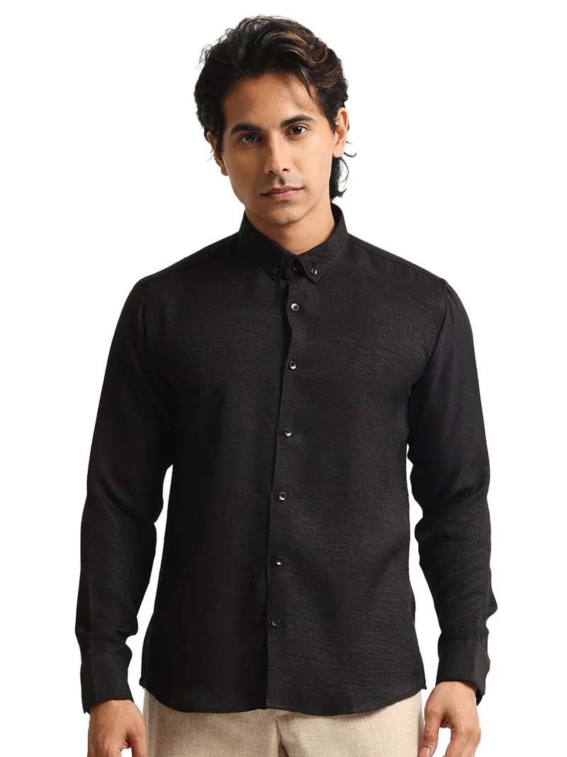 مانياك Maniac Mens Solid collared Neck Full Sleeve Super Twill Fabric Black Shirt