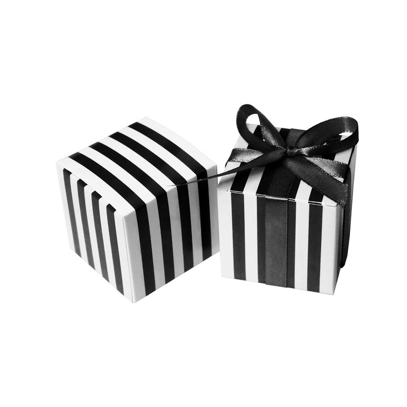 AKIO CRAFT Small Cube Candy Boxes Bulk Black and White Strips Party Favors Gift Boxes Baby Shower Thank You Treat Boxes Graduation Party Boxes Supplies 5x5x5cm 50pc