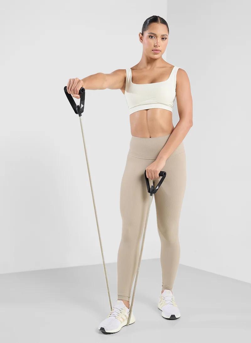FRWD Seamless Back Cutout Detail Sports Bra