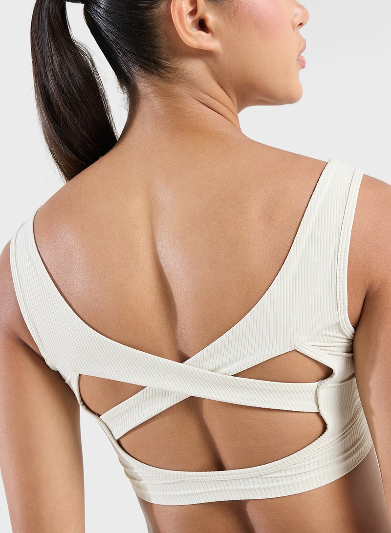 FRWD Seamless Back Cutout Detail Sports Bra  - Image 3