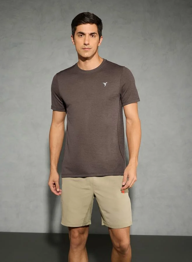 تكنوسبورت تيشيرت تكنوسبورت برقبة دائرية وأكمام قصيرة