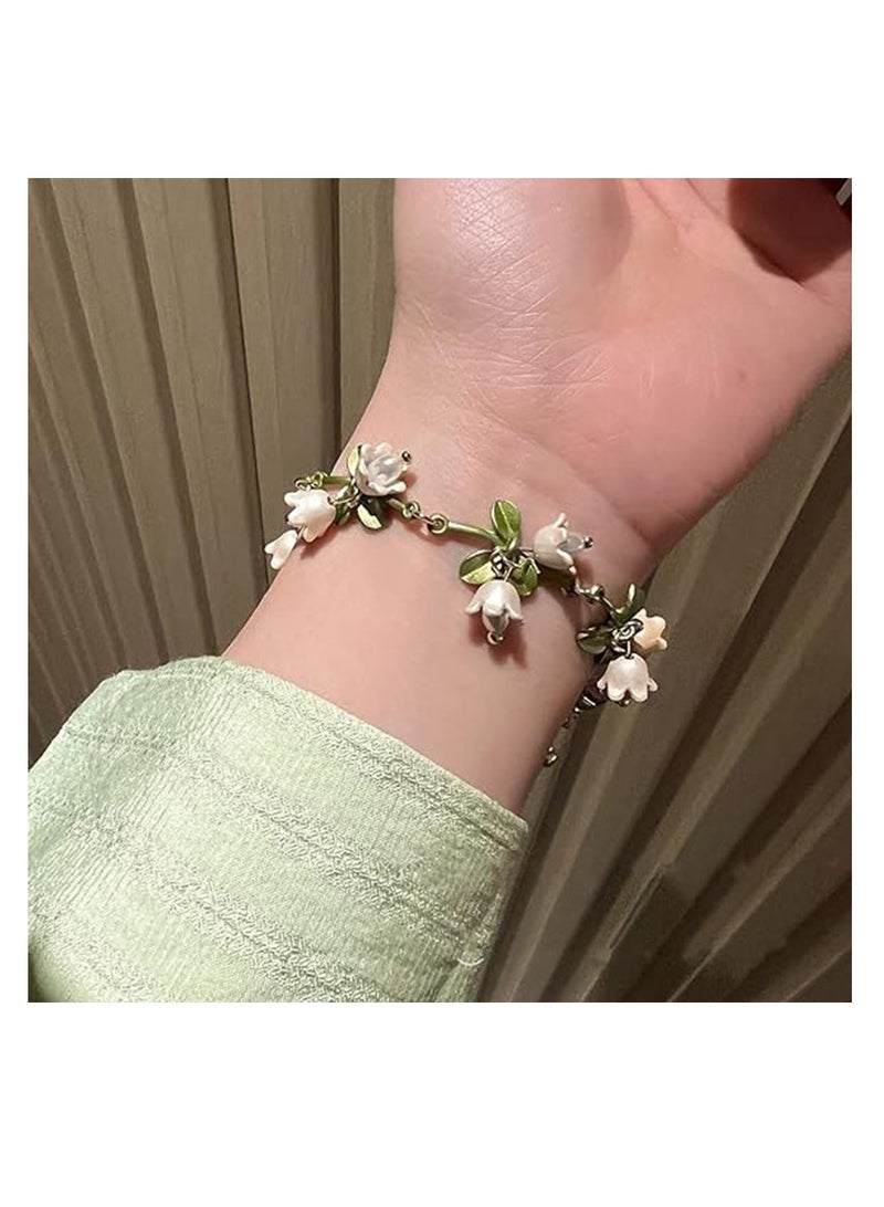 SOLARAE Lily Jewelry, White Flower Necklaces for Women, Lily Flower Dangle Earrings Lily Bracelet Lily Gold Prom Jewelry Sets for Women Bride Wedding Girls, Made of High Quality Alloy (3Pcs) - Image 3