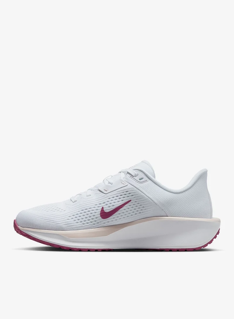 Nike Quest 6