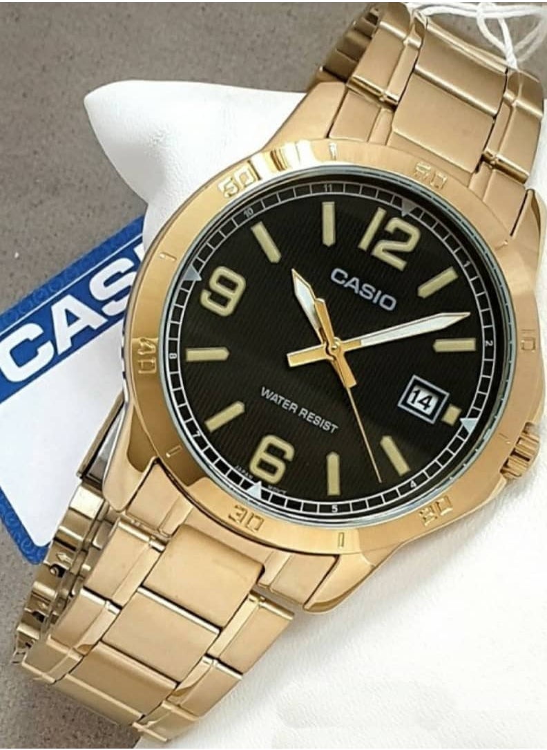 CASIO ساعة كاسيو زوجية انالوج بعقارب باللون الذهبي MTP/LTP-V004G-1BUDF  - Image 2