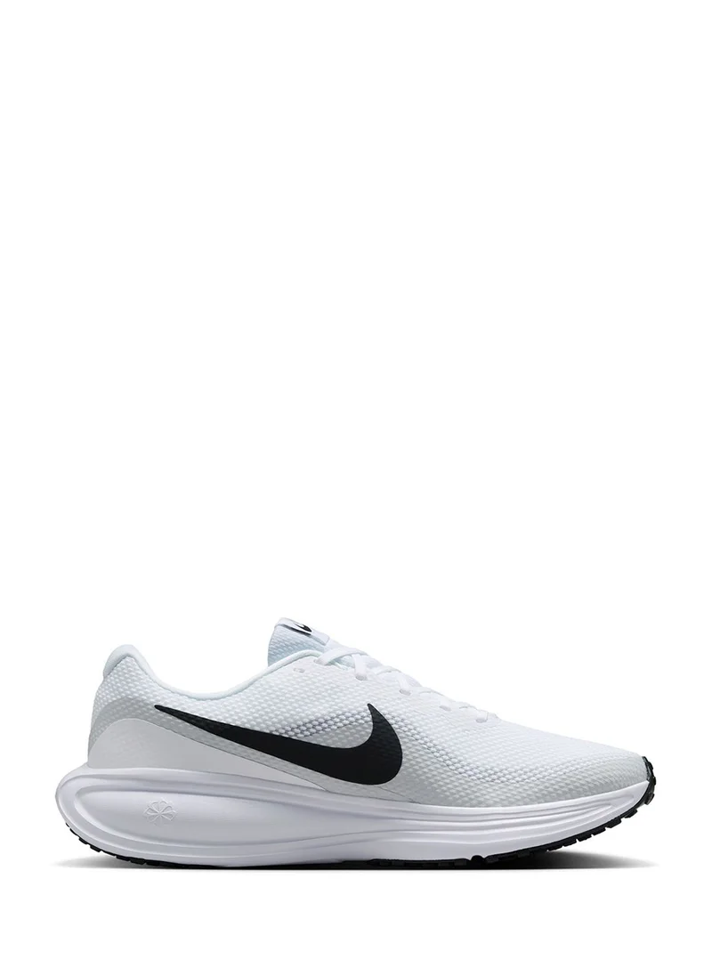 Nike Revolution 8