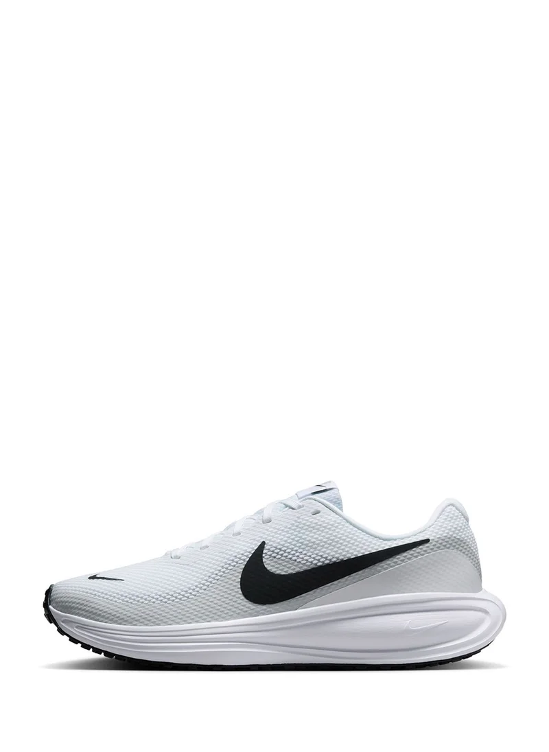 Nike Revolution 8