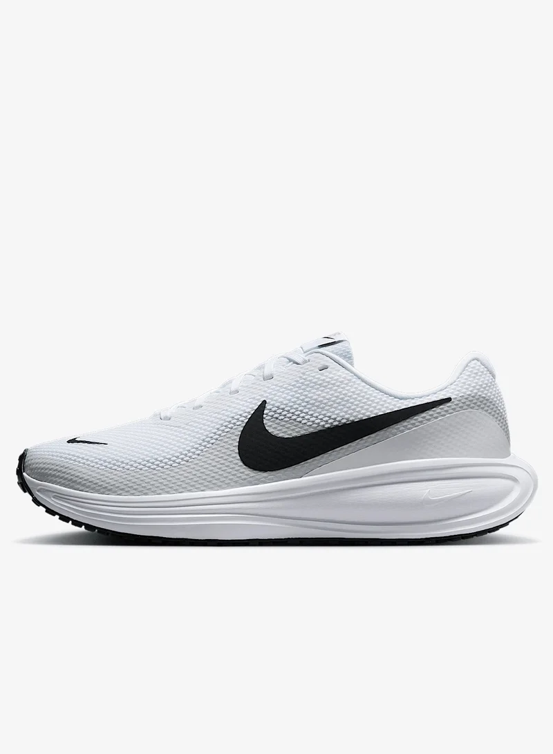 Nike Revolution 8