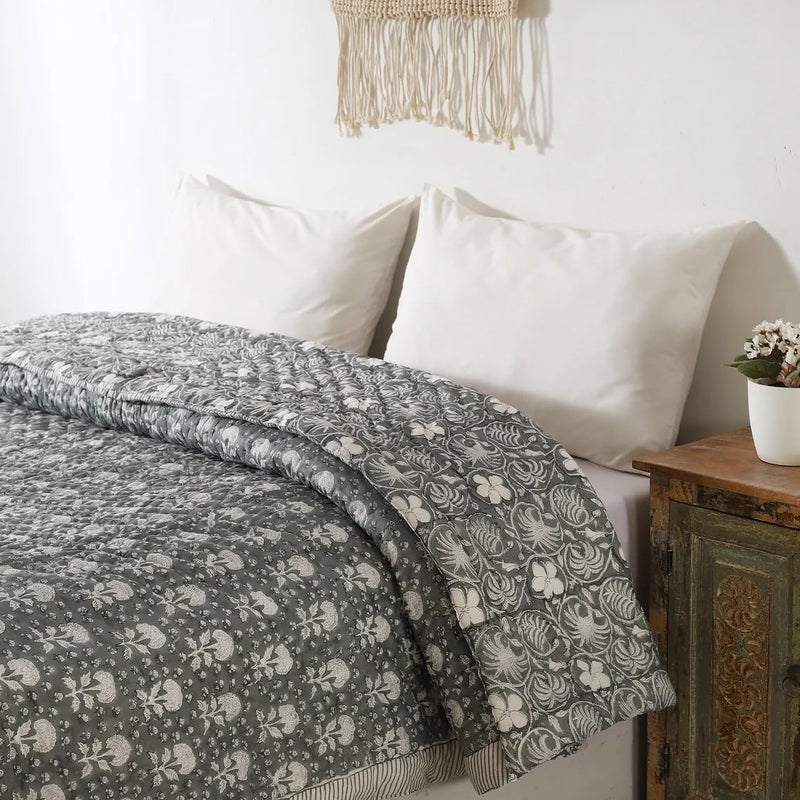 BLOCKS OF JAIPUR Blocks of Jaipur Original Pure Cotton Jaipuri Razai Hand Block Black Floral Print Reversible Comforter Lightweight AC Quilt Summer and Winter Bedding Throw Bed Blanket King Size 108X108 in  - Image 5