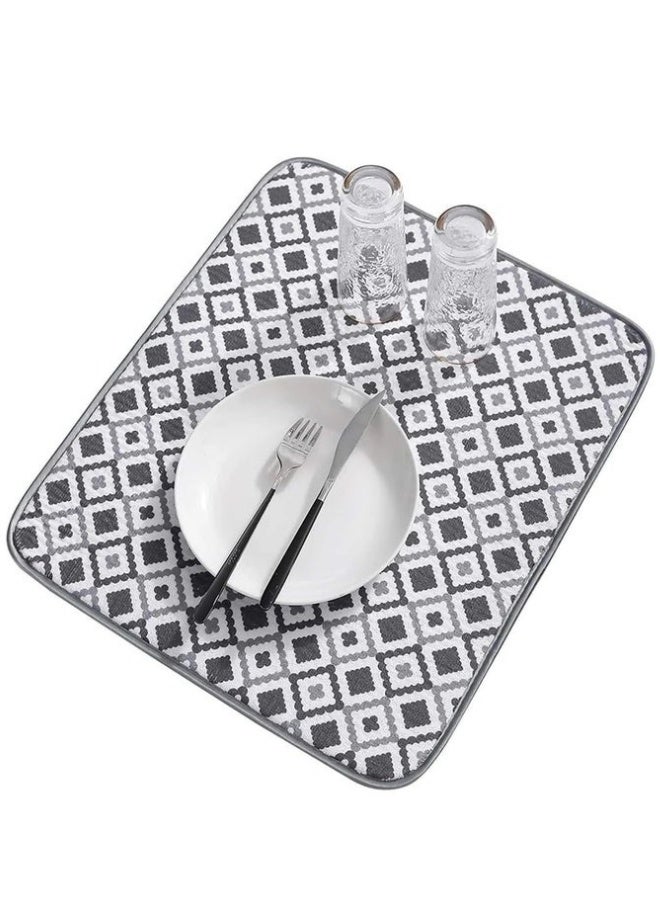 2-Piece Microfiber Dish and Utensil Drying Mat Set, 40 x 50 cm - Drying mat for dishes, cups, plates, spoons, forks, and kitchen utensils. Quick-drying and machine washable. Cushioned surface to protect glassware and utensils. Space-saving design in assorted colors and patterns. - Image 2
