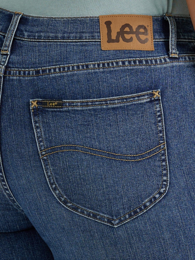 Lee Women's Plus Size Legendary 23" Capri Jean Clear Nights 22 Plus - Image 4